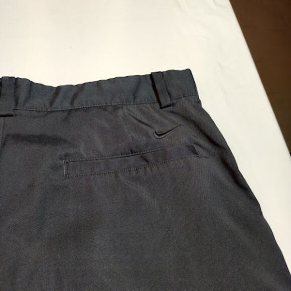 NIKE Golf Tour Performance Dri-Fit Flat Front Black Shorts Mens 32 - Picture 8 of 12